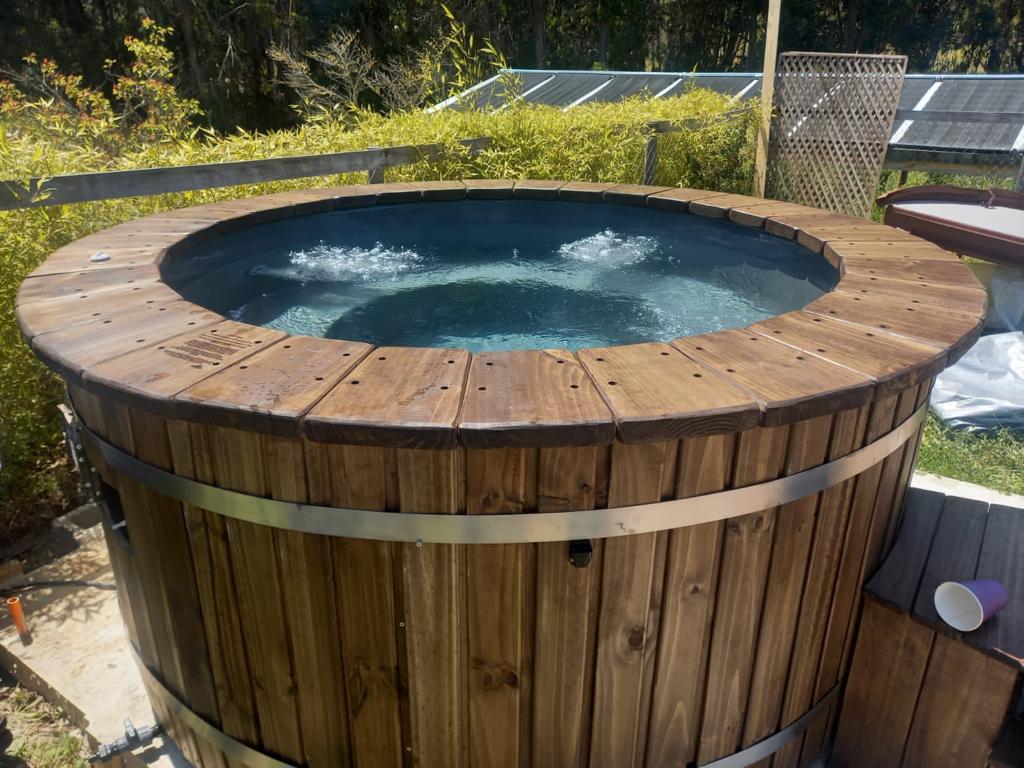 Hot Tub Premium - 6 personas