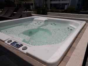 SPA Hidromasajes Caribe 3: Para 5 a 6 personas con 36 jets